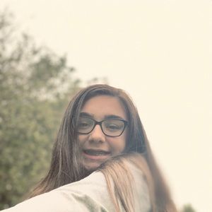 Meet your Posher, Jennat